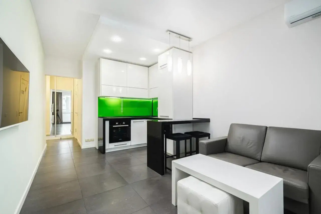 Фотография квартиры Квартира в Центре на 2-3 Человека (на 23 Этаже)