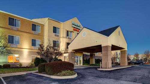 Фотография гостиницы Fairfield Inn and Suites by Marriott Potomac Mills Woodbridge