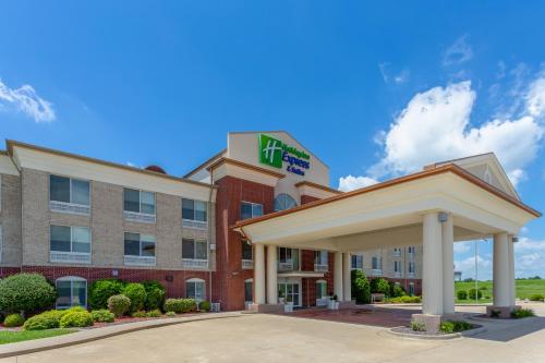 Фотография гостиницы Holiday Inn Express & Suites Vandalia, an IHG Hotel