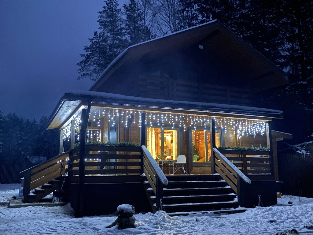 Фотография Коттеджа Частный дом Дом на берегу озера Селигер