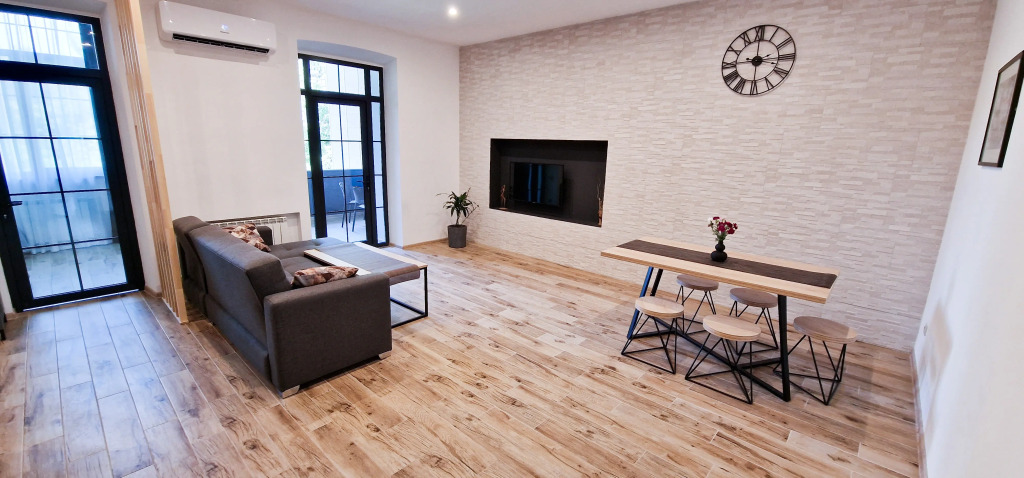 Фотография квартиры Квартира Lovely 2-bedroom near North Avenue
