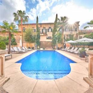 Фотографии гостиницы
L'Avenida