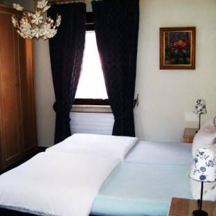 Фотографии мини отеля
Wirtshaus zum Wilddieb