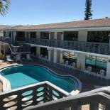 Фотография гостиницы Ocean Villas of Deerfield