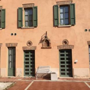 Фотографии гостевого дома
La Casina