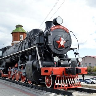 Фотография памятника Памятник Паровоз ФД-20-2697