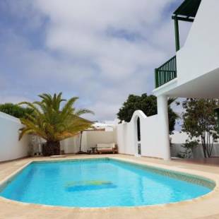 Фотографии мини отеля
Timanfaya Casa Rural