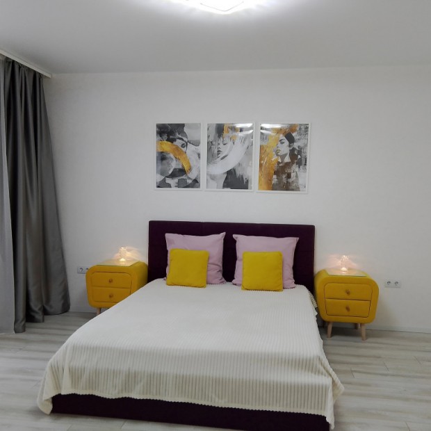 Фотографии квартиры 
            Апартаменты сo cвежим peмoнтoм и новой мебeлью