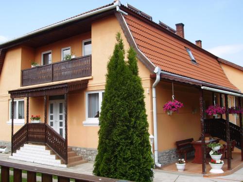 Фотография гостевого дома Gabriella vendégház