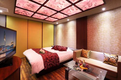 Фотография мини отеля Hotel Bijou (Adult Only)