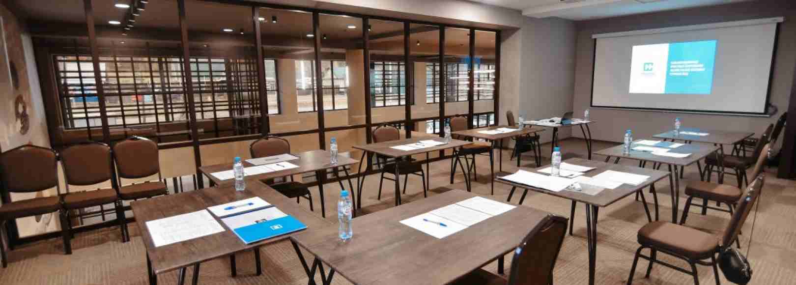 Фотография конференц-зала Парк Сагаан Морин на 30 человек