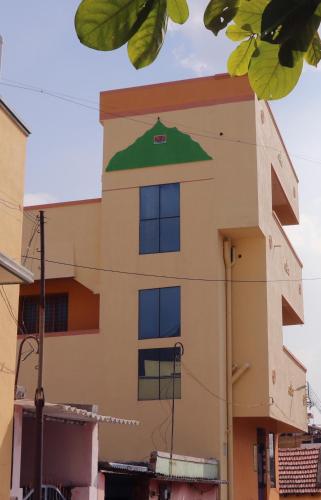 Фотографии гостевого дома 
            Sathya Guest House