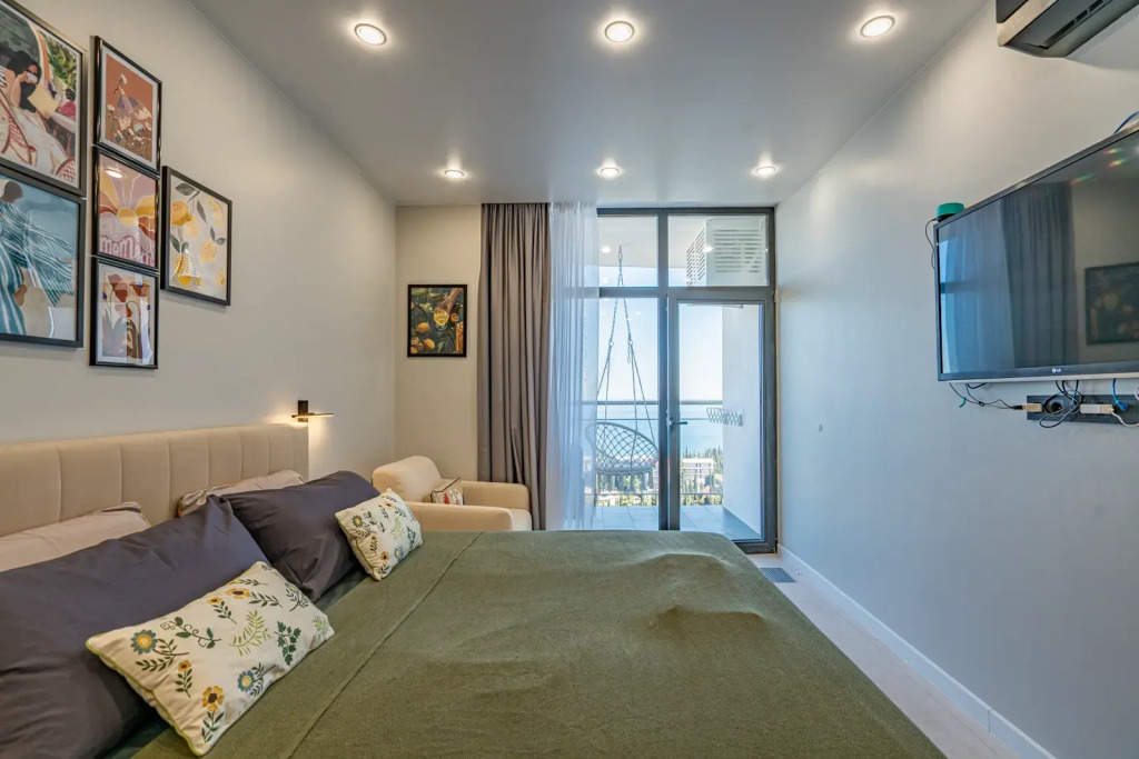 Фотография квартиры Апартаменты LS-In The Moment с Видом на Море с 11 Этажа