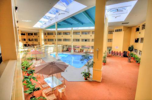 Фотография гостиницы Bedford Plaza Hotel - The Oasis of Boston!