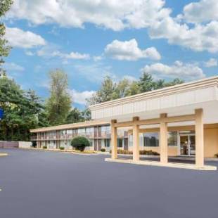 Фотографии гостиницы
Days Inn by Wyndham Bristol Parkway