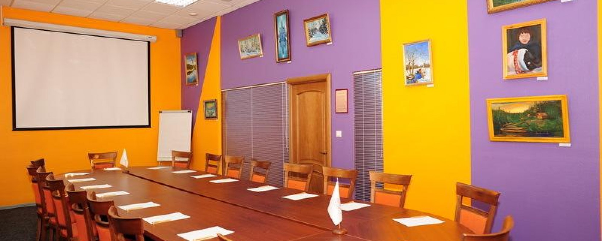 Фотографии конференц-зала Югра