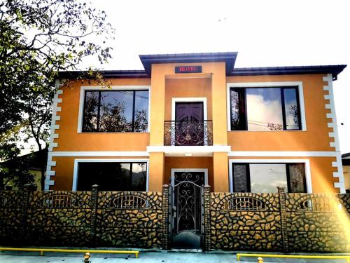 Фотографии гостиницы 
            Alley