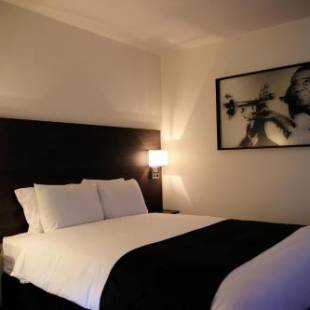 Фотографии гостиницы
Steam Plant Hotel