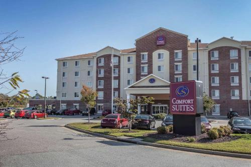 Фотография гостиницы Comfort Suites Suffolk – Chesapeake