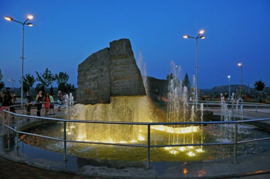 Фотографии достопримечательности
Фонтан Иллюзия в Музыкальном парке