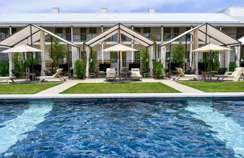 Фотография гостиницы Cavalry Court, by Valencia Hotel Group