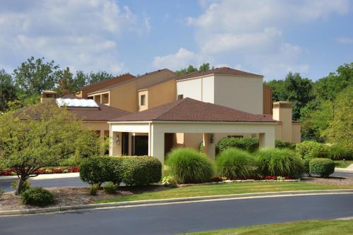 Фотография гостиницы Courtyard by Marriott Indianapolis Castleton