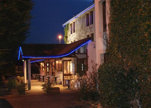 Фотография гостиницы Brit Hotel Confort Pau Lons