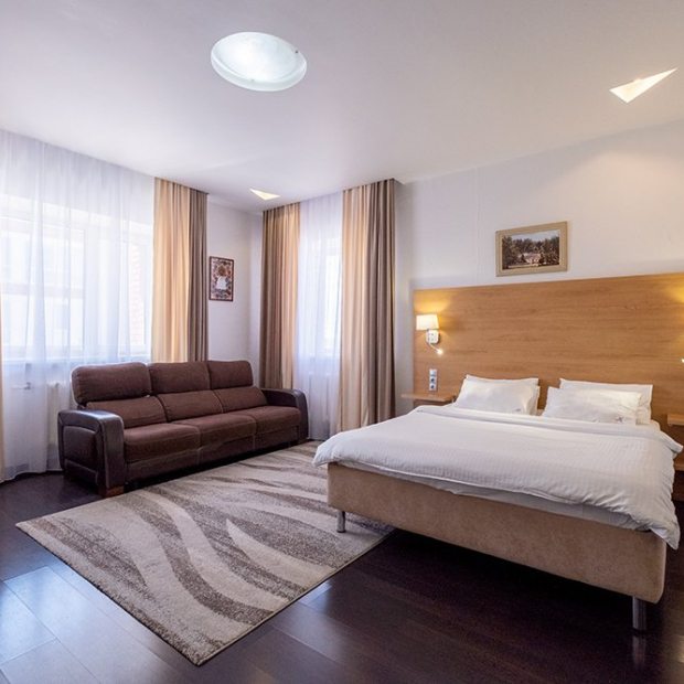 Фотографии квартиры 
            Апартаменты Петровские на Белинского, 18