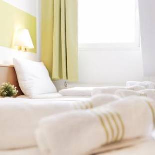 Фотографии гостиницы 
            bestprice Hotel Aachen City