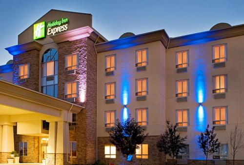 Фотография гостиницы Holiday Inn Express Fort St John, an IHG Hotel