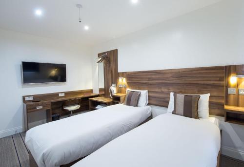 Фотография мини отеля Heathrow-Windsor House by Metro for contractors & big groups