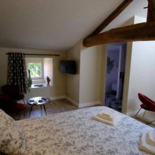 Фотографии мини отеля
La maison du sculpteur