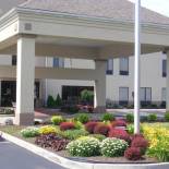 Фотография мини отеля Holiday Inn Express & Suites Troy, an IHG Hotel