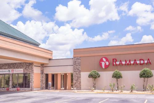 Фотография гостиницы Ramada by Wyndham Macon