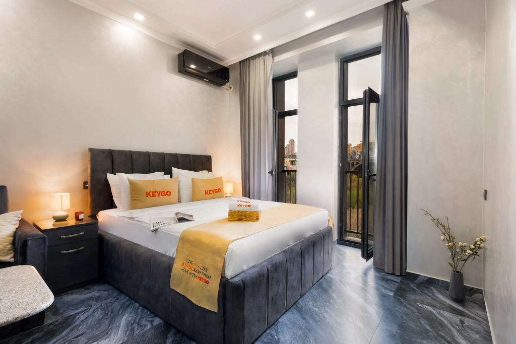 Фотография квартиры Апартаменты KeyGo #0018 рядом с церковью Святого Саркиса