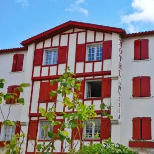 Фотографии гостиницы 
            Hôtel La Marisa Grande Plage