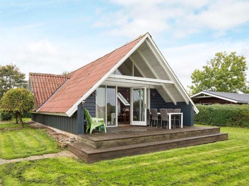 Фотография гостевого дома Two-Bedroom Holiday home in Hejls 10