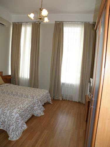 Фотографии гостиницы
На Кропивницкого