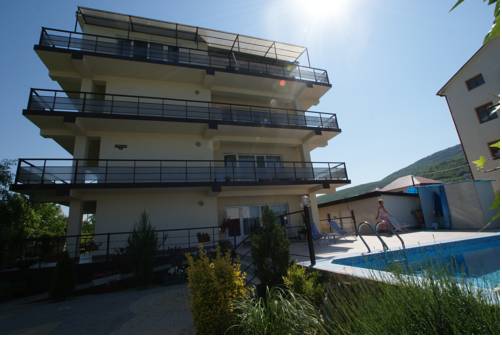 Фотографии гостевого дома
Горный Воздух