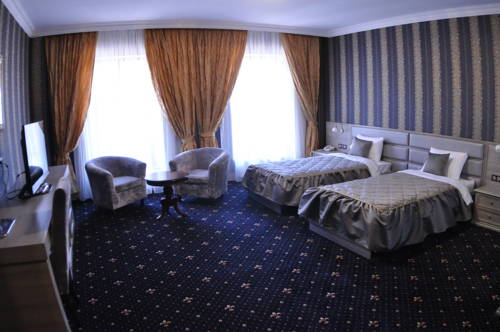 Фотографии гостиницы 
            Авшар Клаб